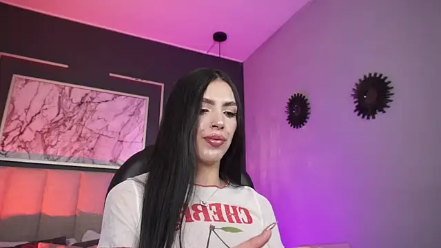 Samantha Brooke online show from November 2025 02:28:02 PM