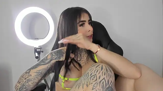 Ally Snow online show from February 2025 12:34:01 PM