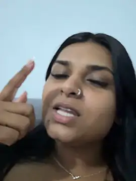 Snapshot of layla_amin chatting on November 2025 01:52:01 AM layla amin online show from November 2025 01:52:01 AM