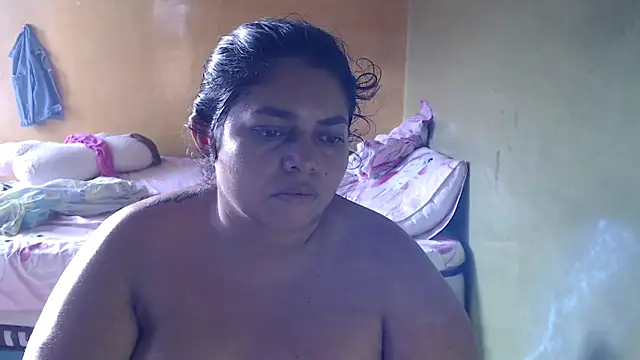 yulieth bbw online show from October 2025 11:33:02 AM