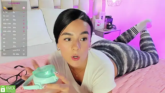 Snapshot of _dinna chatting on February 2025 01:19:01 AM dinna online show from February 2025 01:19:01 AM