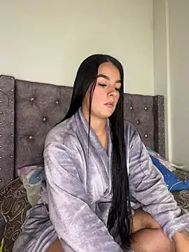 Snapshot of _dinna chatting on March 2025 09:02:02 PM dinna online show from March 2025 09:02:02 PM