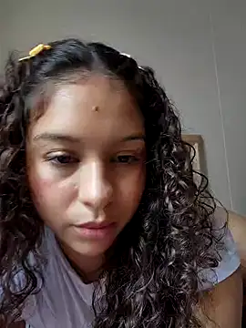 Snapshot of Shara_dreams chatting on December 2024 02:16:01 PM Shara dreams online show from December 2024 02:16:01 PM