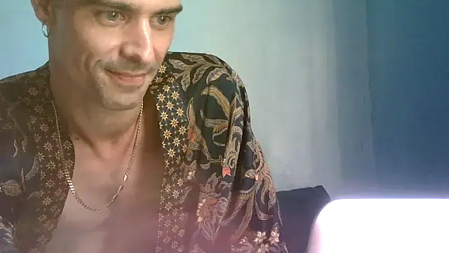houseofbrats online show from July 2026 05:02:02 AM