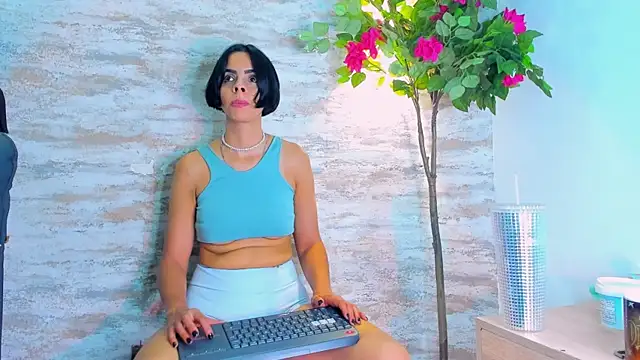 Amelia Myers online show from October 2025 07:36:02 PM