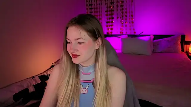 Snapshot of elinanortas chatting on April 2026 04:46:01 AM elinanortas online show from April 2026 04:46:01 AM