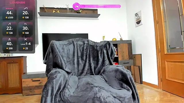 Snapshot of adellle chatting on February 2025 10:43:02 AM adellle online show from February 2025 10:43:02 AM