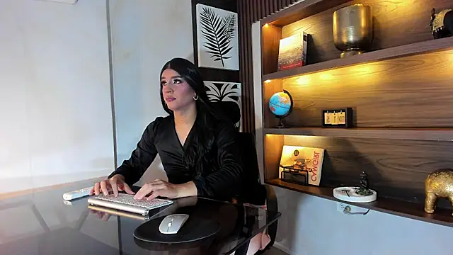 Scarleett 22 online show from May 2026 12:12:01 PM