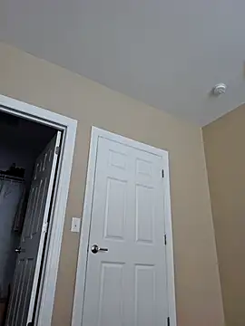 AmethystFoxx online show from October 2025 08:00:02 PM