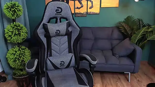 marcobadass online show from February 2025 02:59:02 AM