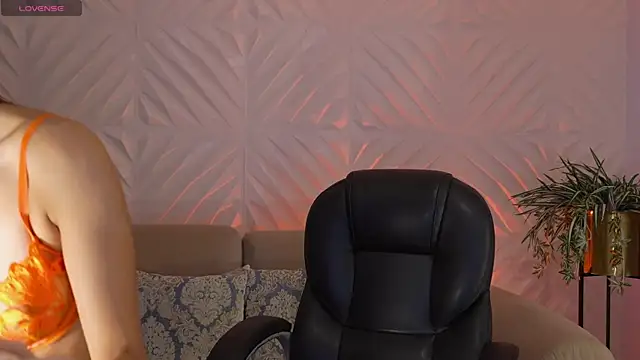 NaomiSainz online show from March 2026 02:20:01 PM