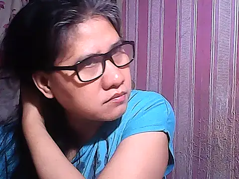 sweetsosie18 online show from November 2025 04:18:02 PM