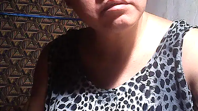 sweetsosie18 online show from May 2026 09:43:01 PM