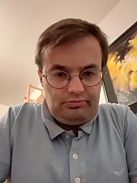 makau1 online show from September 2025 09:30:01 PM