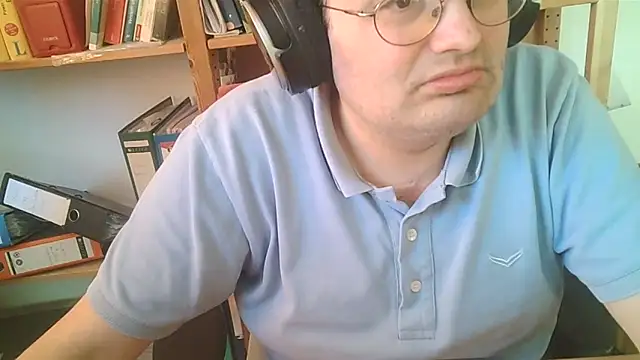 makau1 online show from April 2026 06:14:02 AM