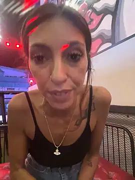 amanilouve online show from March 2025 07:39:01 PM