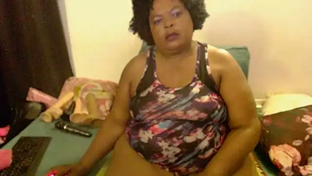 MatureBootyBabe4Uxx online show from December 2025 02:07:02 AM