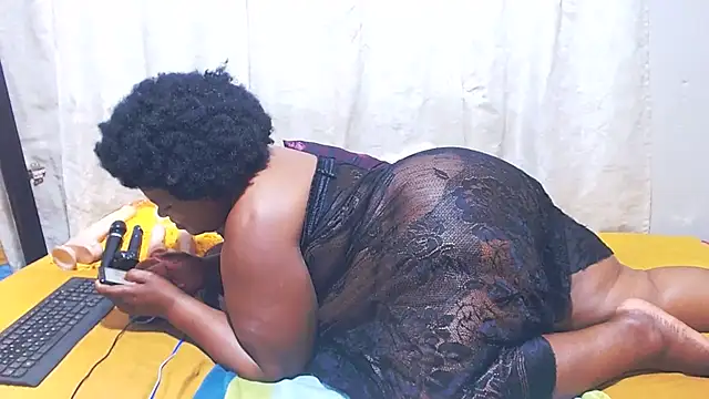 MatureBootyBabe4Uxx online show from February 2026 01:10:01 PM