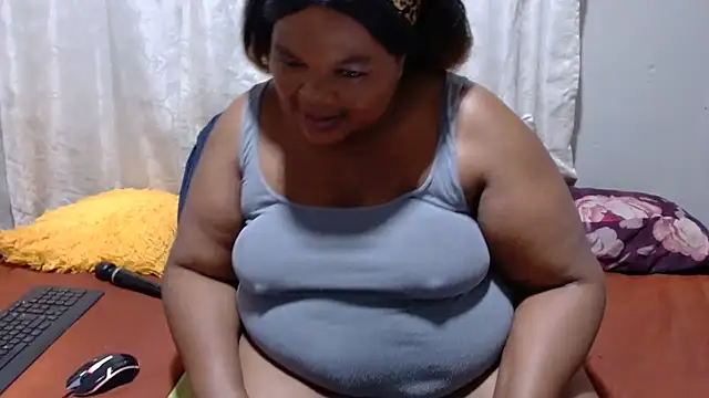 MatureBootyBabe4Uxx online show from March 2026 02:02:01 AM