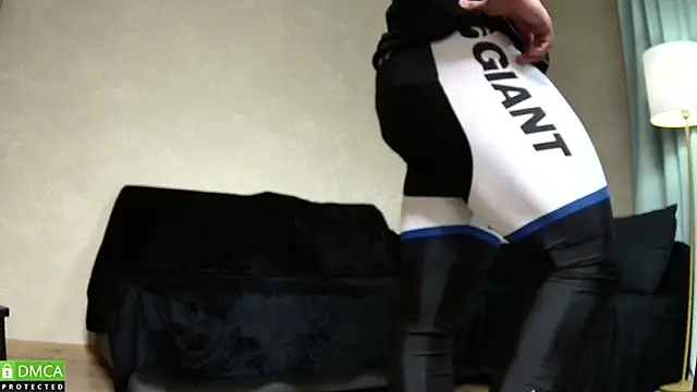 Kurt Stone1 online show from October 2025 06:16:02 PM