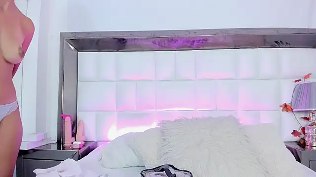 MiaConte online show from February 2025 07:18:02 PM