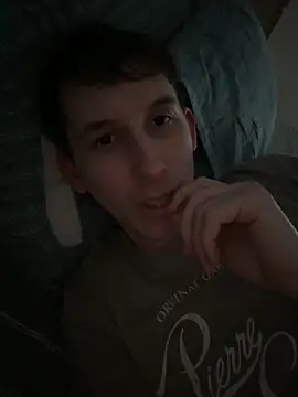 Snapshot of alex2p12 chatting on June 2026 01:02:02 PM alex2p12 online show from June 2026 01:02:02 PM