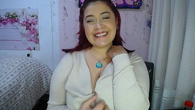 Snapshot of JADE_SWEET2 chatting on January 2025 12:58:02 AM JADE SWEET2 online show from January 2025 12:58:02 AM