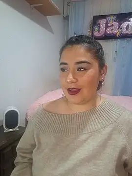 Snapshot of JADE_SWEET2 chatting on January 2026 11:21:01 PM JADE SWEET2 online show from January 2026 11:21:01 PM