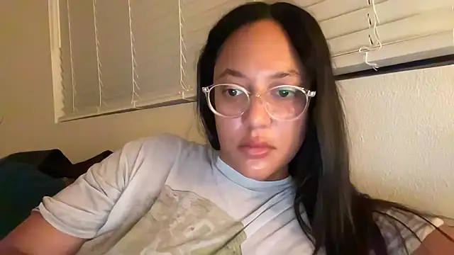 dreamyriri online show from July 2026 12:36:02 PM