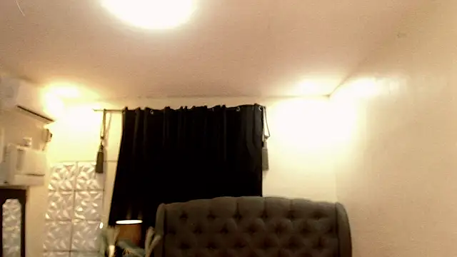 Snapshot of MISTRESS_OF_EVILCUMxx chatting on September 2025 05:37:01 PM MISTRESS OF EVILCUMxx online show from September 2025 05:37:01 PM