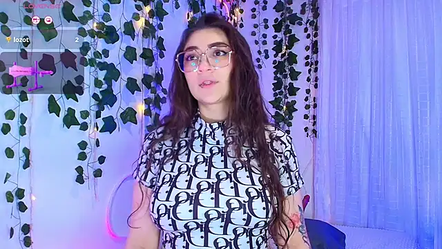 Samii Evans online show from November 2025 01:33:02 AM