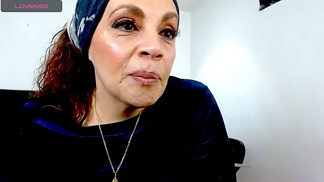 mussa hott online show from January 2025 11:04:02 PM