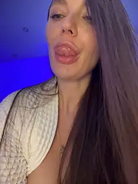 Emma Catt online show from December 2024 05:44:02 PM