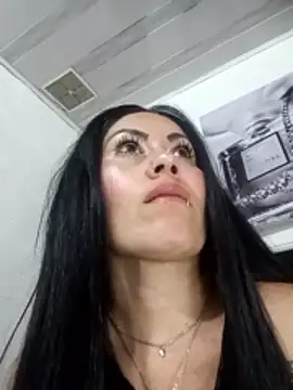 Tania mature online show from May 2026 05:17:02 PM