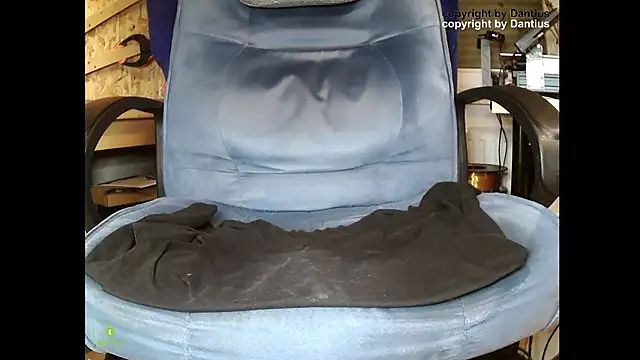 Snapshot of Dantius22 chatting on January 2025 08:29:01 AM Dantius22 online show from January 2025 08:29:01 AM