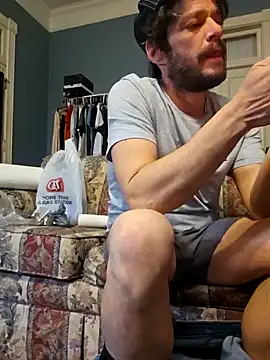 Snapshot of chosen923 chatting on February 2025 08:46:01 AM chosen923 online show from February 2025 08:46:01 AM