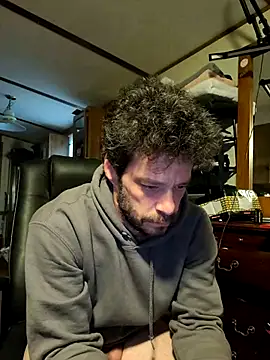 Snapshot of chosen923 chatting on September 2025 10:15:02 PM chosen923 online show from September 2025 10:15:02 PM