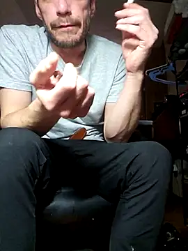 Snapshot of chosen923 chatting on November 2025 08:09:02 PM chosen923 online show from November 2025 08:09:02 PM