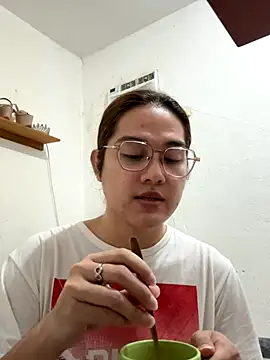 Snapshot of MarieLoveGlamorous chatting on September 2025 12:54:01 PM MarieLoveGlamorous online show from September 2025 12:54:01 PM