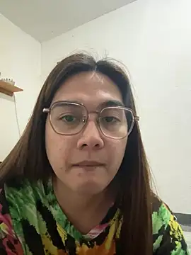 Snapshot of MarieLoveGlamorous chatting on March 2026 05:30:01 PM MarieLoveGlamorous online show from March 2026 05:30:01 PM