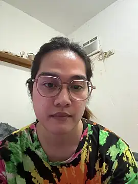 Snapshot of MarieLoveGlamorous chatting on May 2026 09:05:02 PM MarieLoveGlamorous online show from May 2026 09:05:02 PM