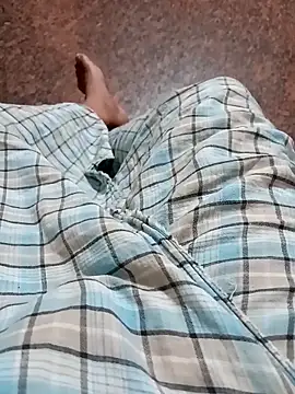 Stripkomal online show from March 2026 04:35:02 PM