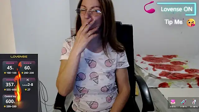 Snapshot of Masha-Mashenka1 chatting on March 2025 01:00:02 AM Masha-Mashenka1 online show from March 2025 01:00:02 AM