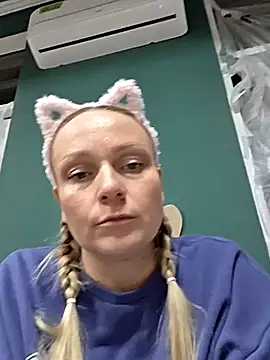 Bondgirl 013 online show from March 2026 04:44:02 PM