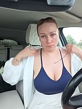 Snapshot of Bondgirl_013 chatting on July 2026 03:29:01 PM Bondgirl 013 online show from July 2026 03:29:01 PM