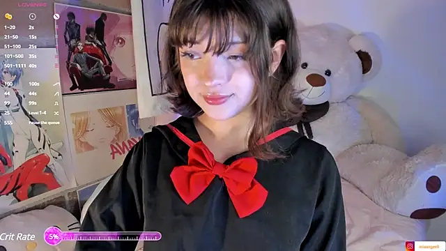 Snapshot of mia_angel_ chatting on February 2025 10:33:01 PM mia angel online show from February 2025 10:33:01 PM