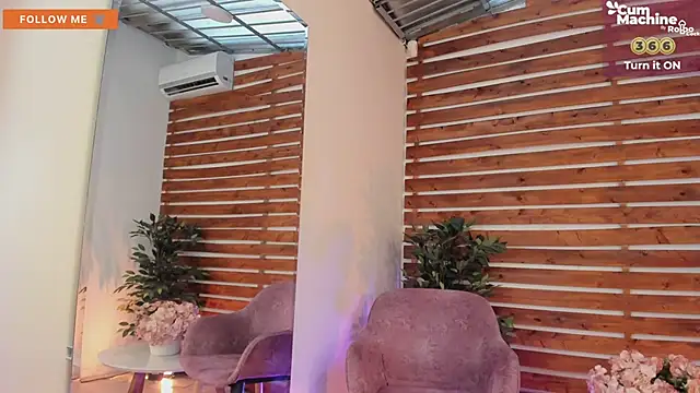 Snapshot of _MeganRain chatting on March 2025 11:52:01 AM MeganRain online show from March 2025 11:52:01 AM