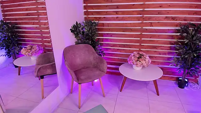 Snapshot of _MeganRain chatting on October 2025 08:34:02 AM MeganRain online show from October 2025 08:34:02 AM