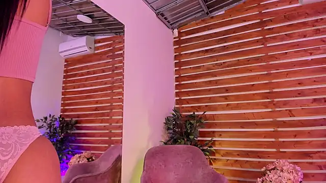 Snapshot of _MeganRain chatting on November 2025 08:48:02 AM MeganRain online show from November 2025 08:48:02 AM