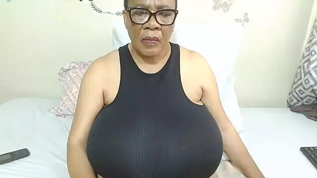 DairyQueen2 online show from October 2025 09:32:01 AM